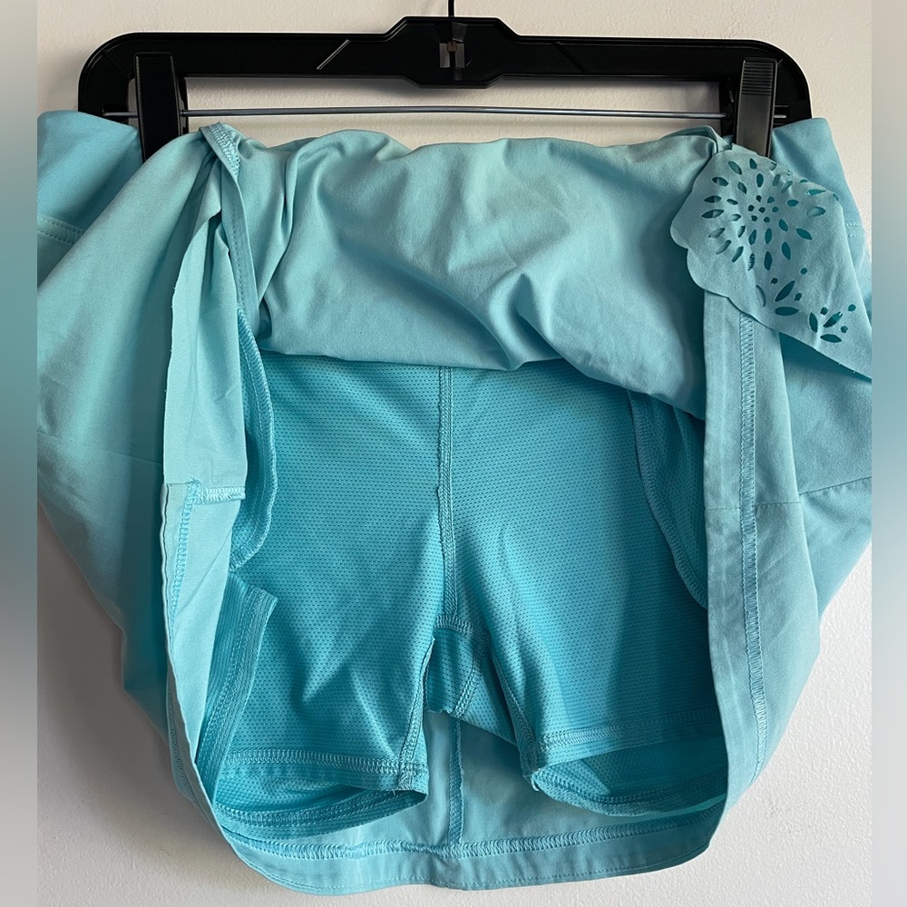 Athleta Aqua Green Tennis Skirt with Attached Shorts Size M - Picture 5 of 6